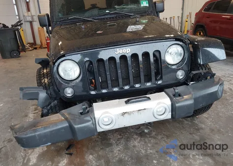 2014 Jeep Wrangler Unlimited Sahara из США, поврежденный, VIN 1C4HJWEG9EL186832